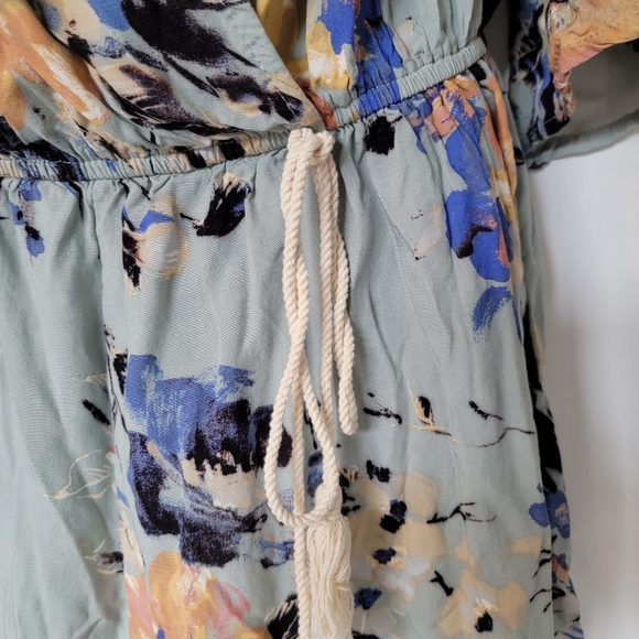 Umgee Light Green Floral Wrap Romper With Tassel Flutter Sleeve Size Medium - Picture 2 of 8